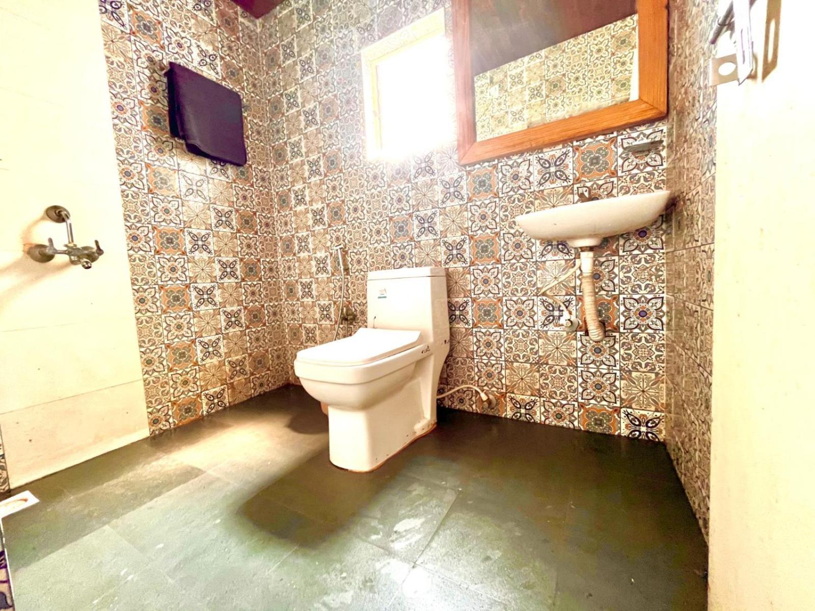 Hotel The G R S Candolim Marmagao
