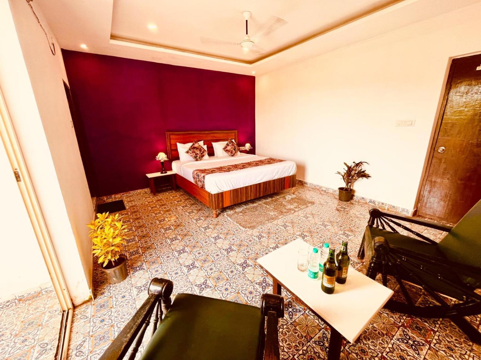 The G R S Candolim Hotel 4*