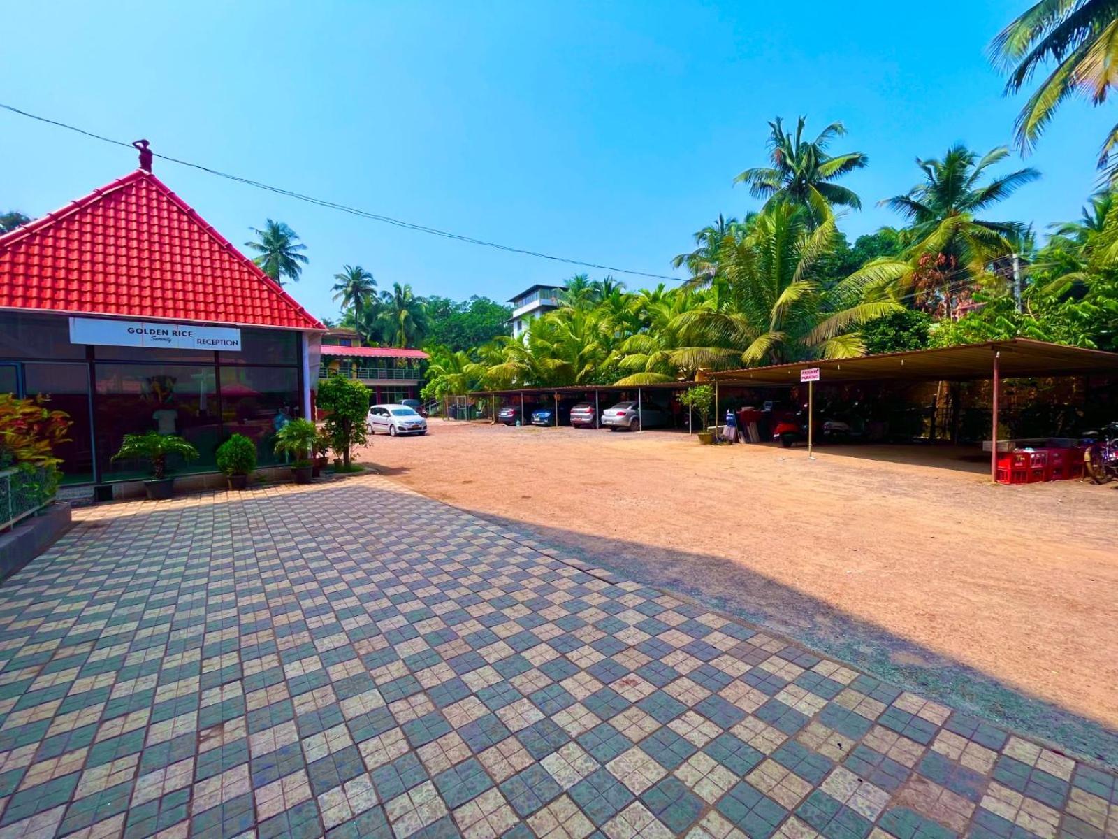 Hotel The G R S Candolim